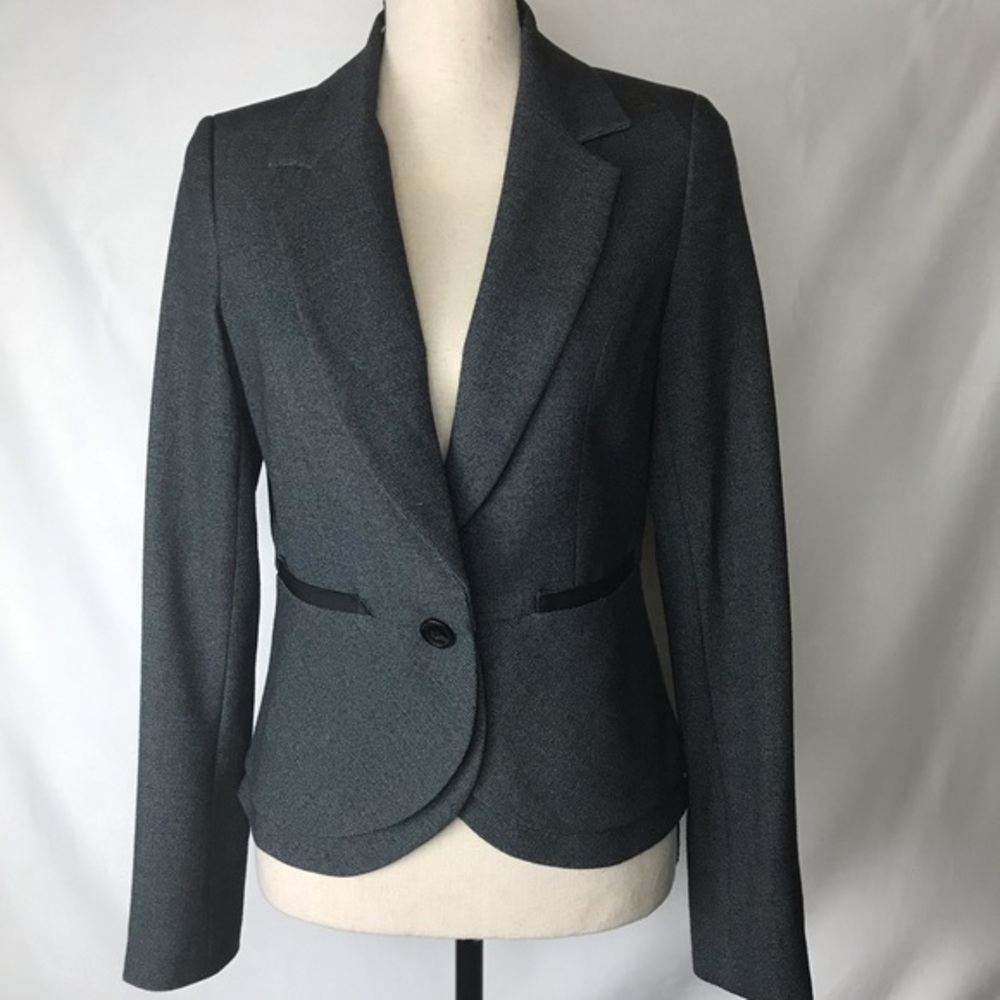 Atelier Luxe Boutique Blazer Size 2